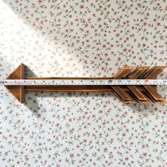 Rustic Solid Wood Arrow Hanging Wall Decor EUC Farmhouse Country Cottage Cabin - Picture 3 of 7